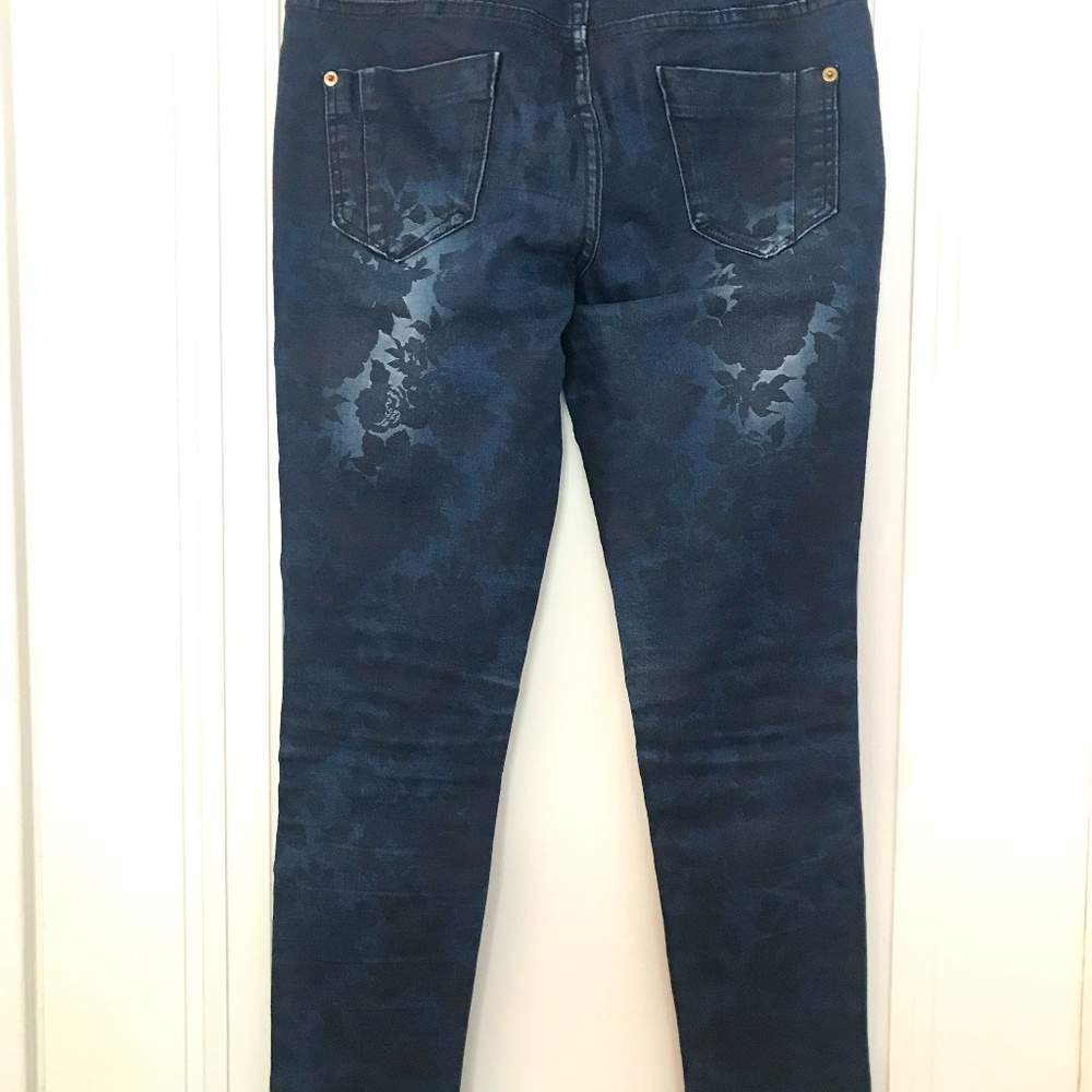 Floral print skinny jeans